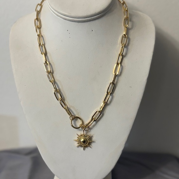 Jewelry - Gold Sunburst Charm Paperclip Chain Necklace - Women Jewelry